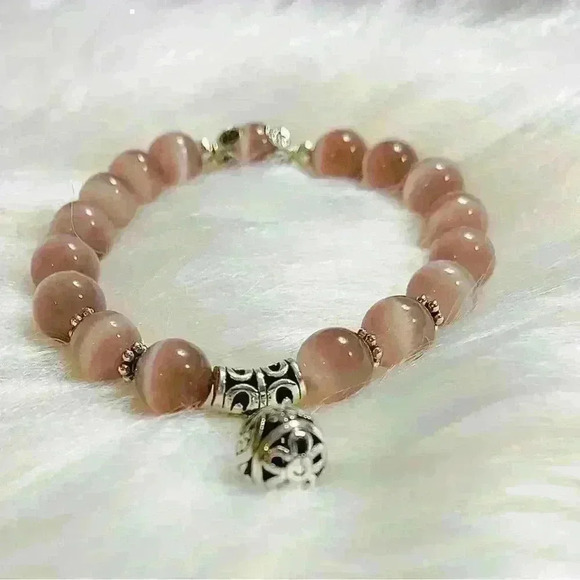 Purple Quartz Handmade Crystal Bracelet - Picture 2 of 9